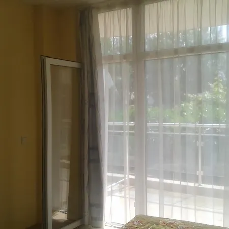 Studio With Balcony